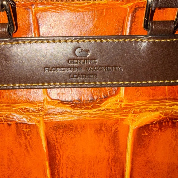 EUC Dooney & Bourke Caiman Camilla Croc-Embossed Leather Tote Bag - Picture 15 of 16